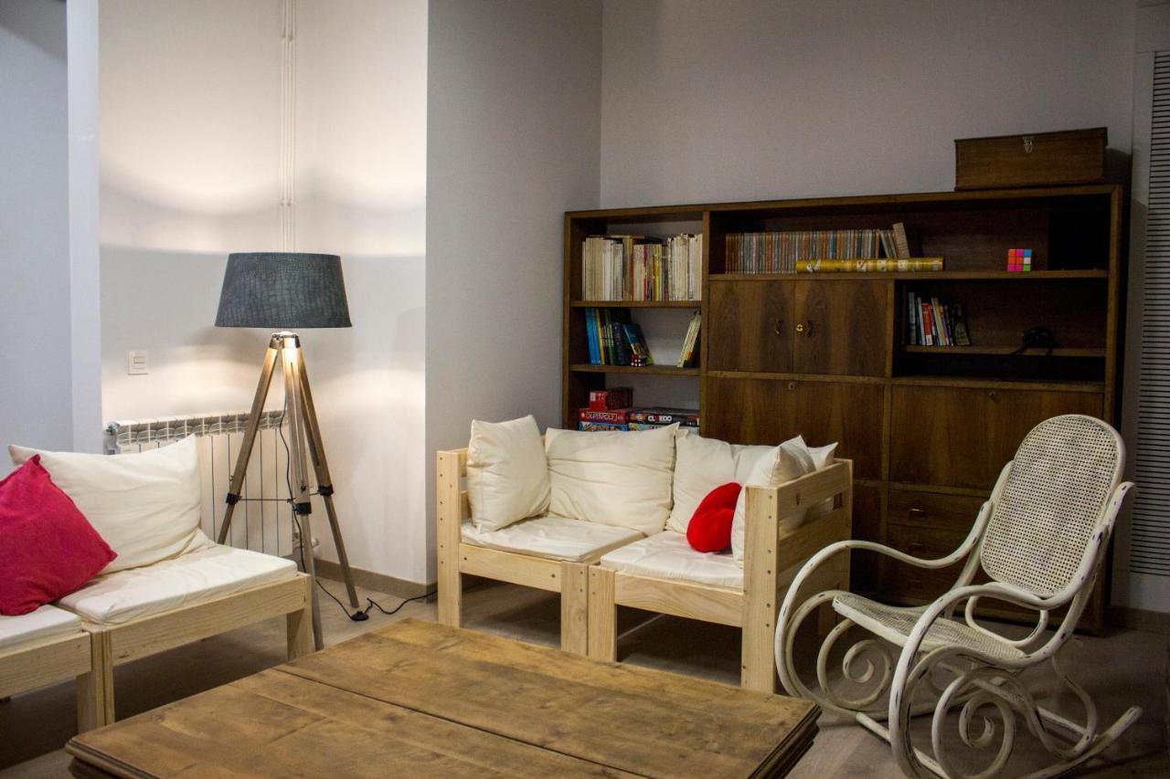 Quartier Leon Hostel Jabalquinto Zewnętrze zdjęcie